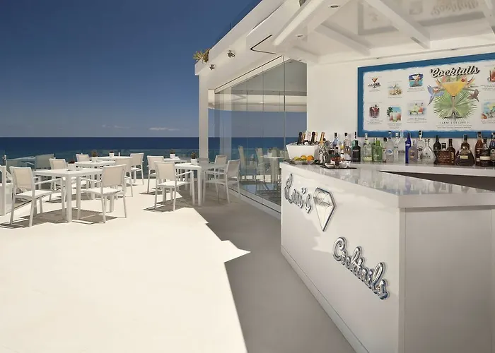 Lani's De Luxe - Adults Only 5*