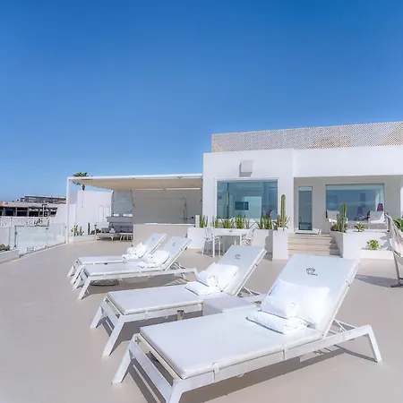 Lani's De Luxe - Adults Only Hotell Puerto del Carmen (Lanzarote)