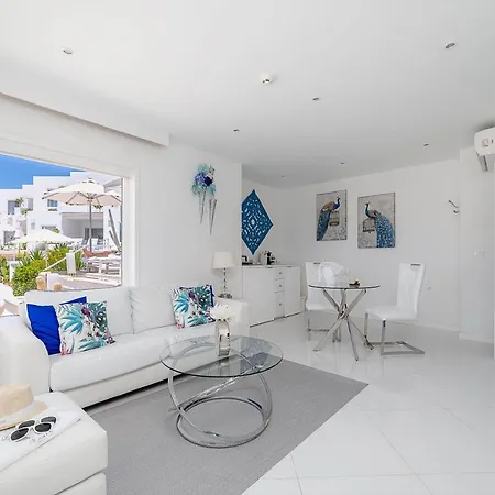 Hotell Lani's De Luxe - Adults Only