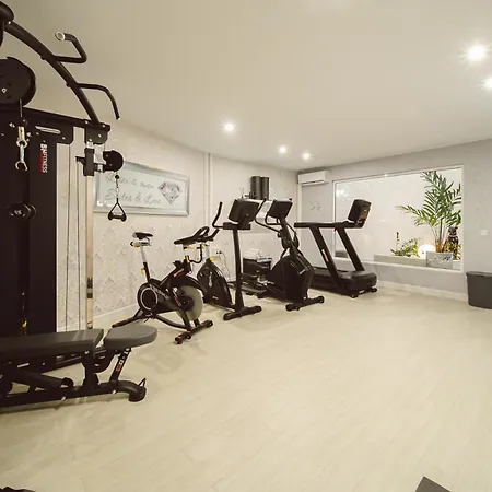 فندق Lani's De Luxe - Adults Only