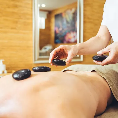 فندق Lani's De Luxe - Adults Only