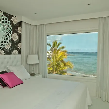 Lani's De Luxe - Adults Only 5*
