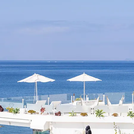 Lani's De Luxe - Adults Only 호텔 5*
