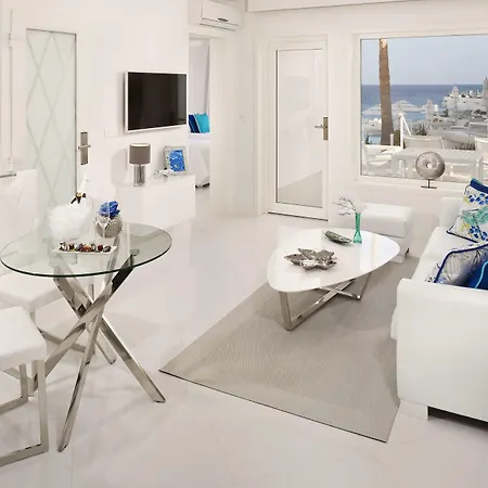 Lani's De Luxe - Adults Only Hotel 5*