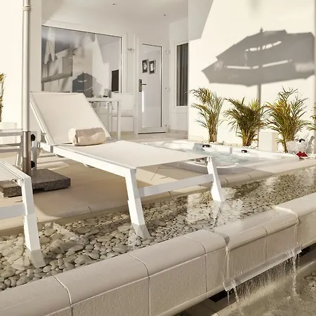 Hotell Lani's De Luxe - Adults Only