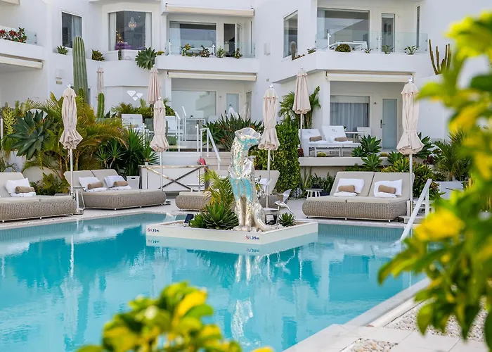 Hotell Lani's De Luxe - Adults Only