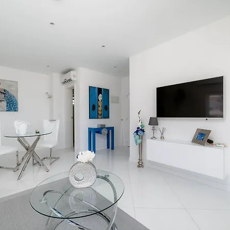 Lani's De Luxe - Adults Only Ξενοδοχείο 5*